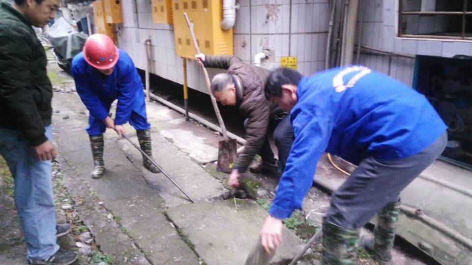 天府清掏化粪池、管道疏通一站式服务<高效><技术><可靠>